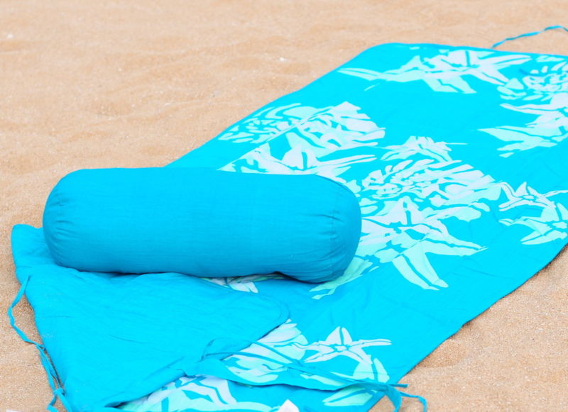 Beach Towel and Roll Up Beach Mat + Neck Roll Pillow Star Fish
